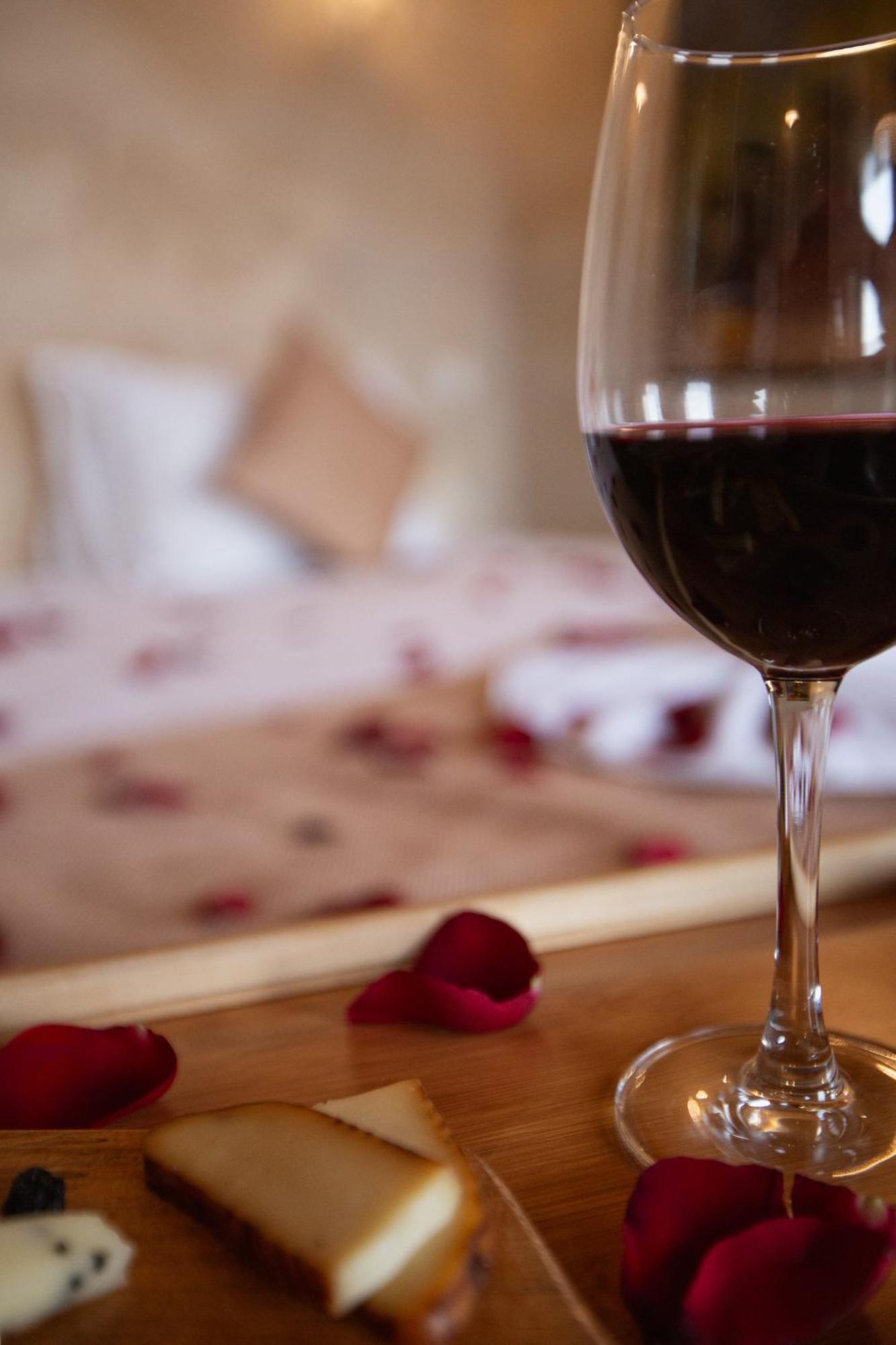 Karlik Cave Suite Cappadocia Uçhisar Eksteriør billede