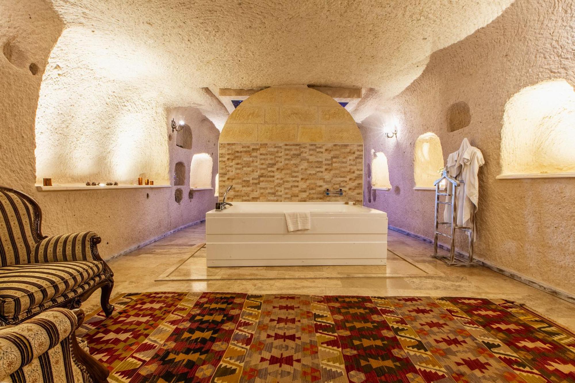 Karlik Cave Suite Cappadocia Uçhisar Eksteriør billede