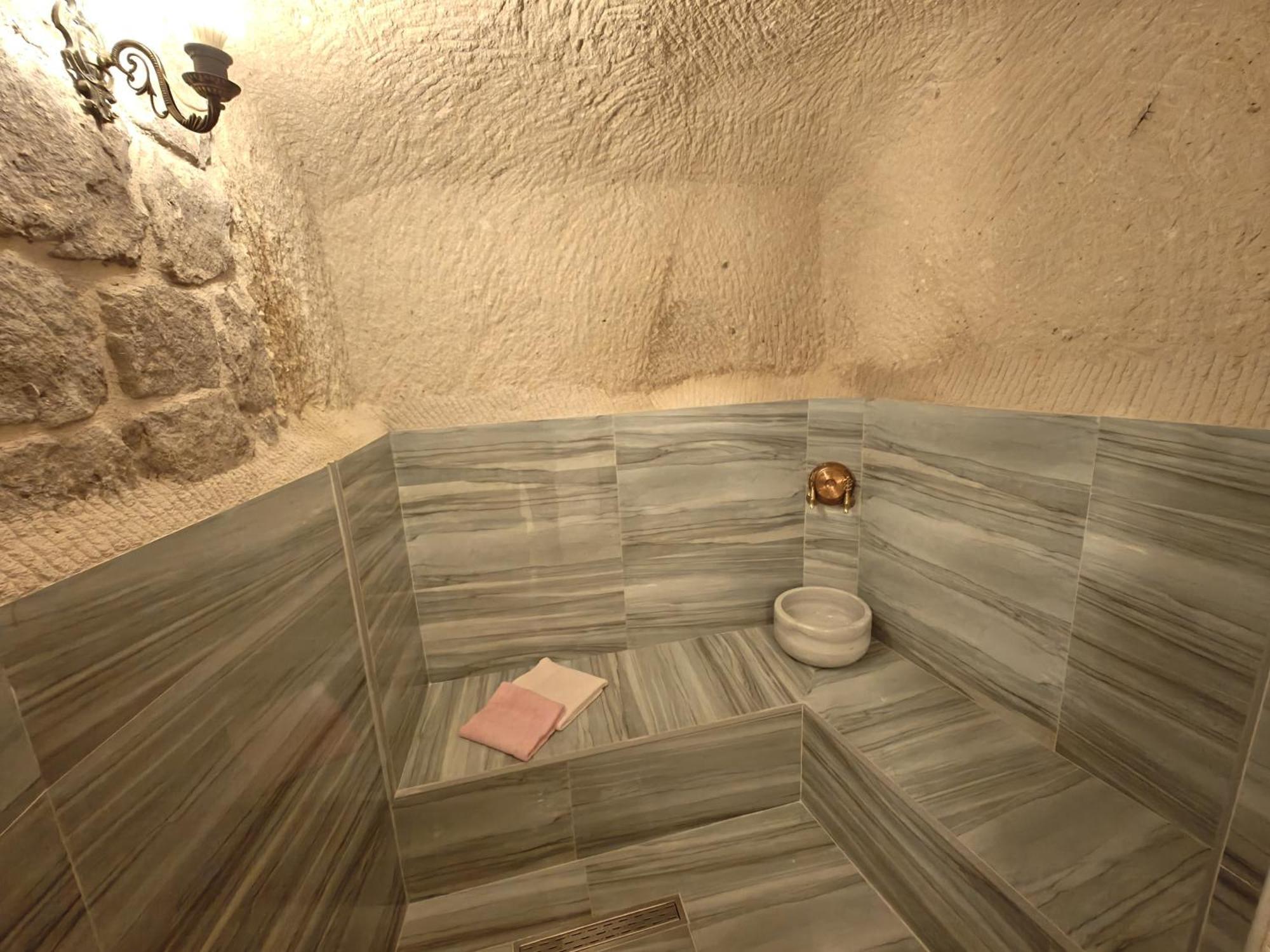 Karlik Cave Suite Cappadocia Uçhisar Eksteriør billede