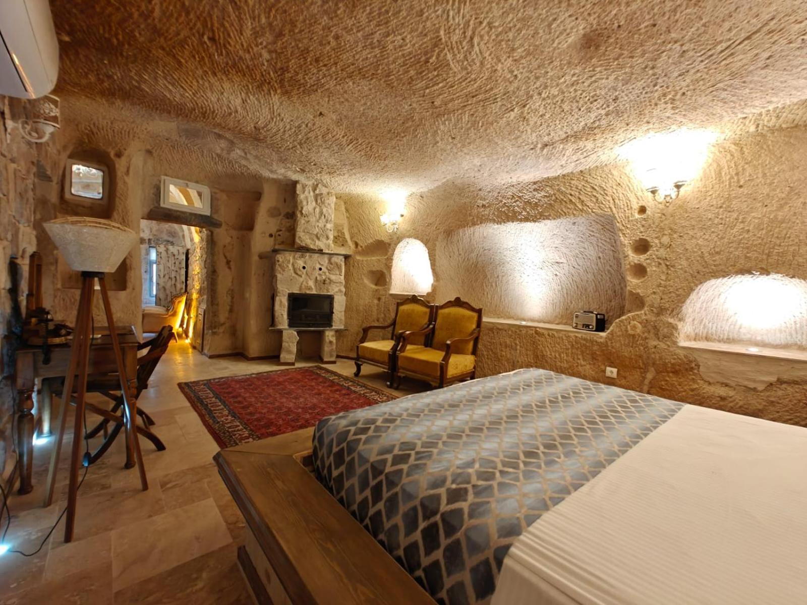 Karlik Cave Suite Cappadocia Uçhisar Eksteriør billede